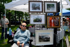 Jonathan-with-his-photos